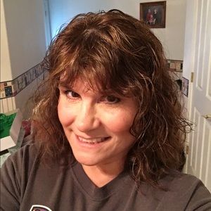 Meet your Posher, Annette