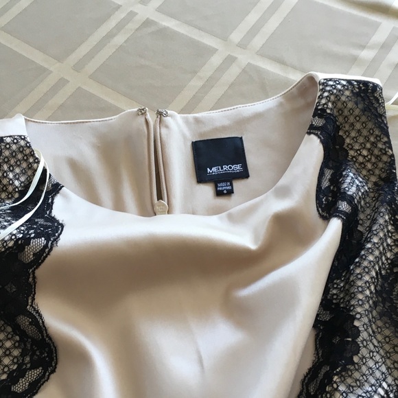 Dress - Picture 5 of 5