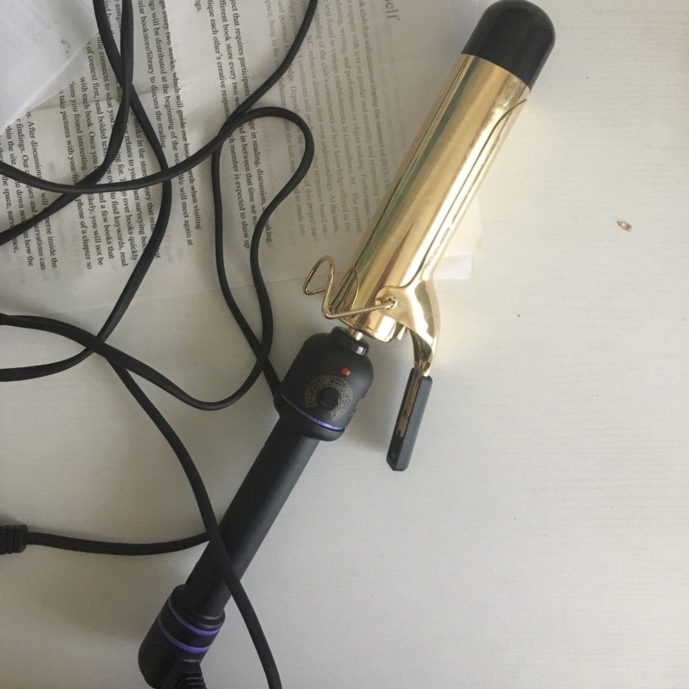 Hot Tools 1.5" curling iron