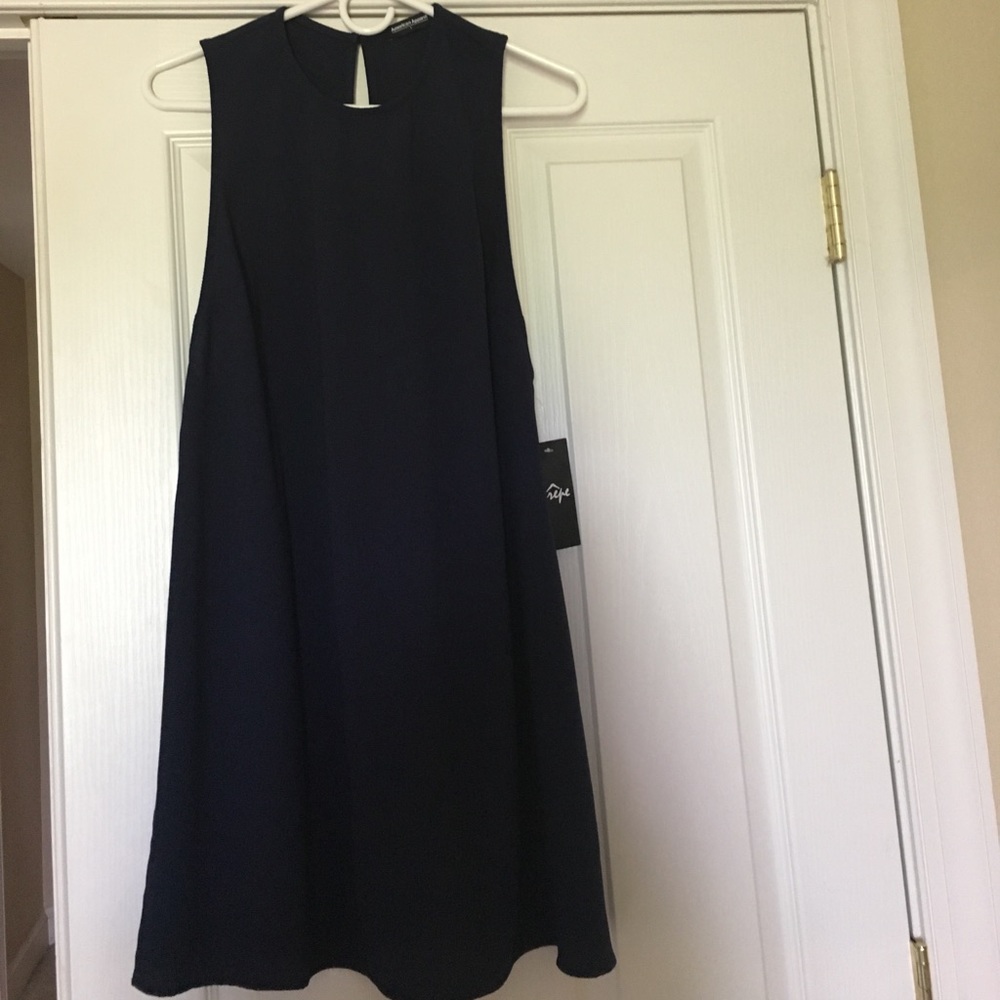 Sleeveless dress