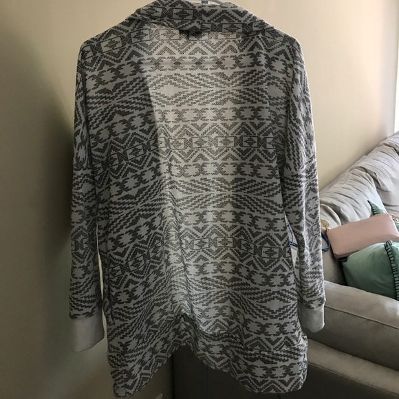 Cardigan - Picture 2 of 3
