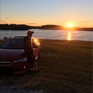 Meet your Posher, Dustin