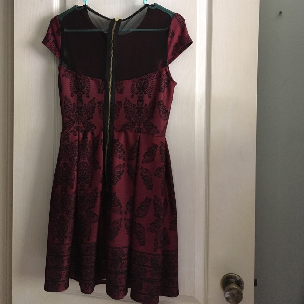 Dress - Picture 2 of 2