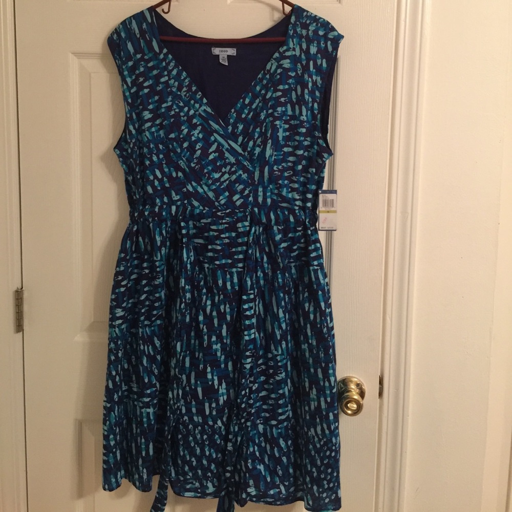 IZOD Sleeveless Dress