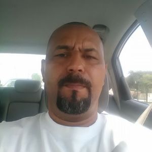 Meet your Posher, Jose l