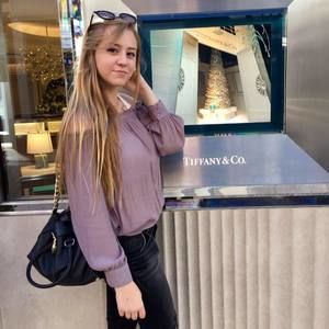 Meet your Posher, Haley