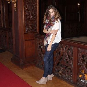 Meet your Posher, Becca