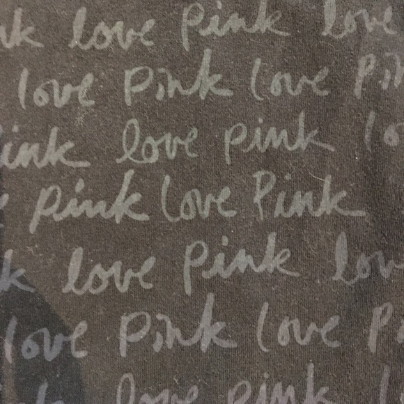 PINK VS Yoga Logo Long-Sleeve Top! Hard to find! - Picture 2 of 3