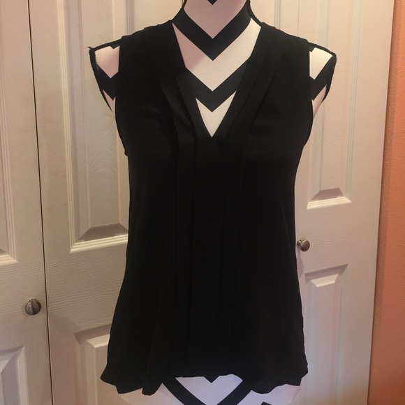 Monteau Tops - Black V Neck Top
