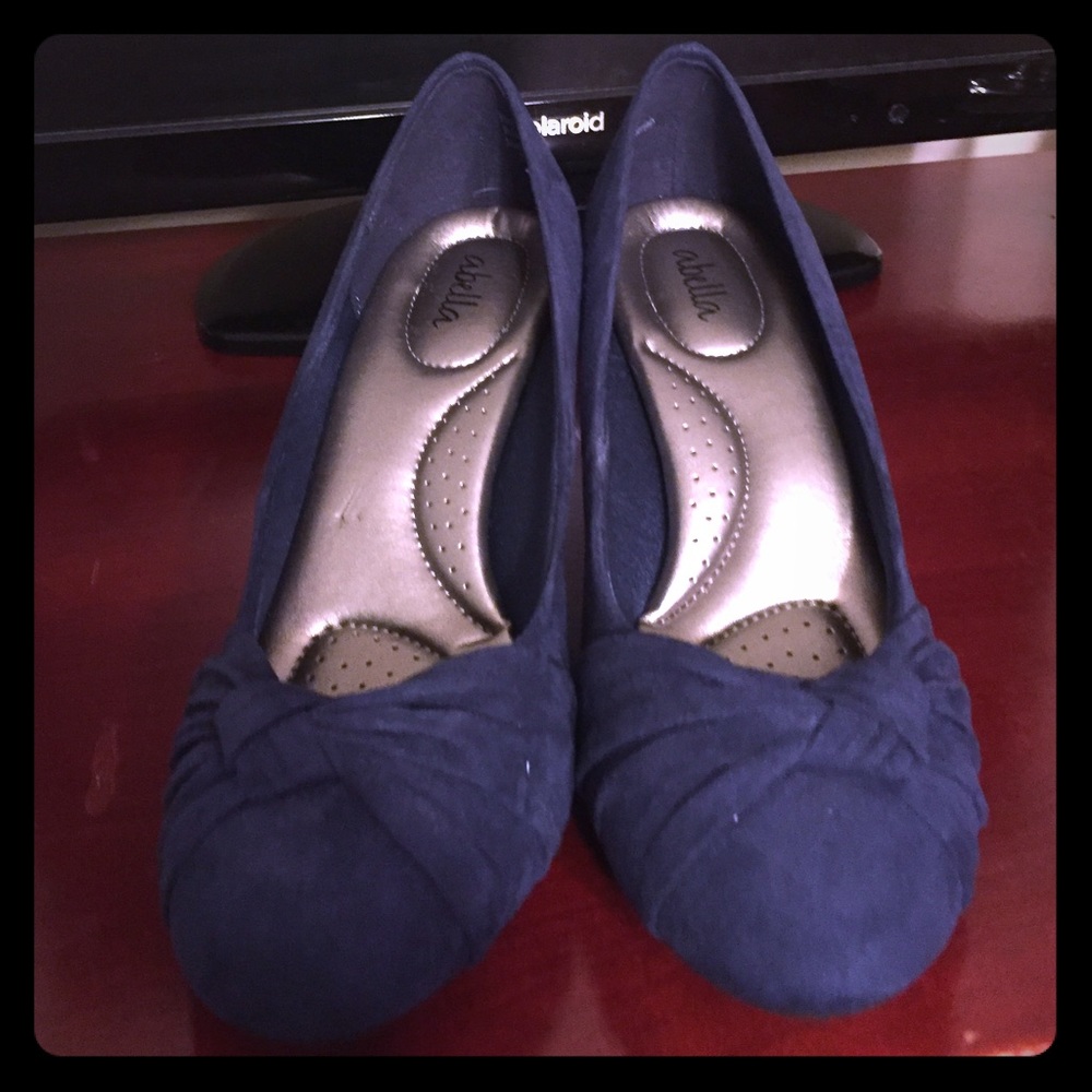 Abella Suede Navy Heels