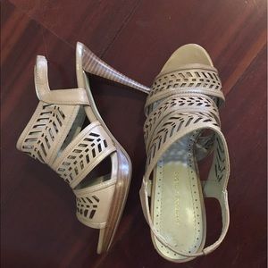 Adrienne vittadini heels