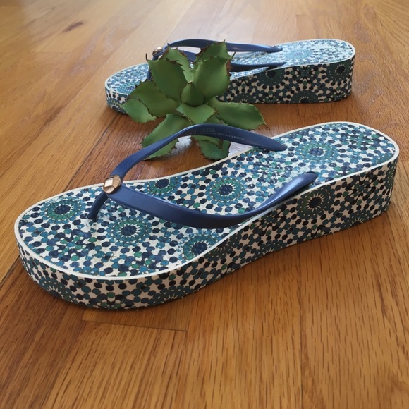 Mosaic Flip Flops - Picture 4 of 4