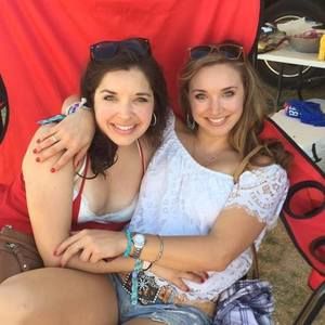 Meet your Posher, Candace