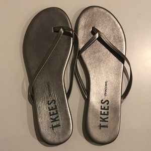 Tkees- Shadow, Frosty Grey Sandals