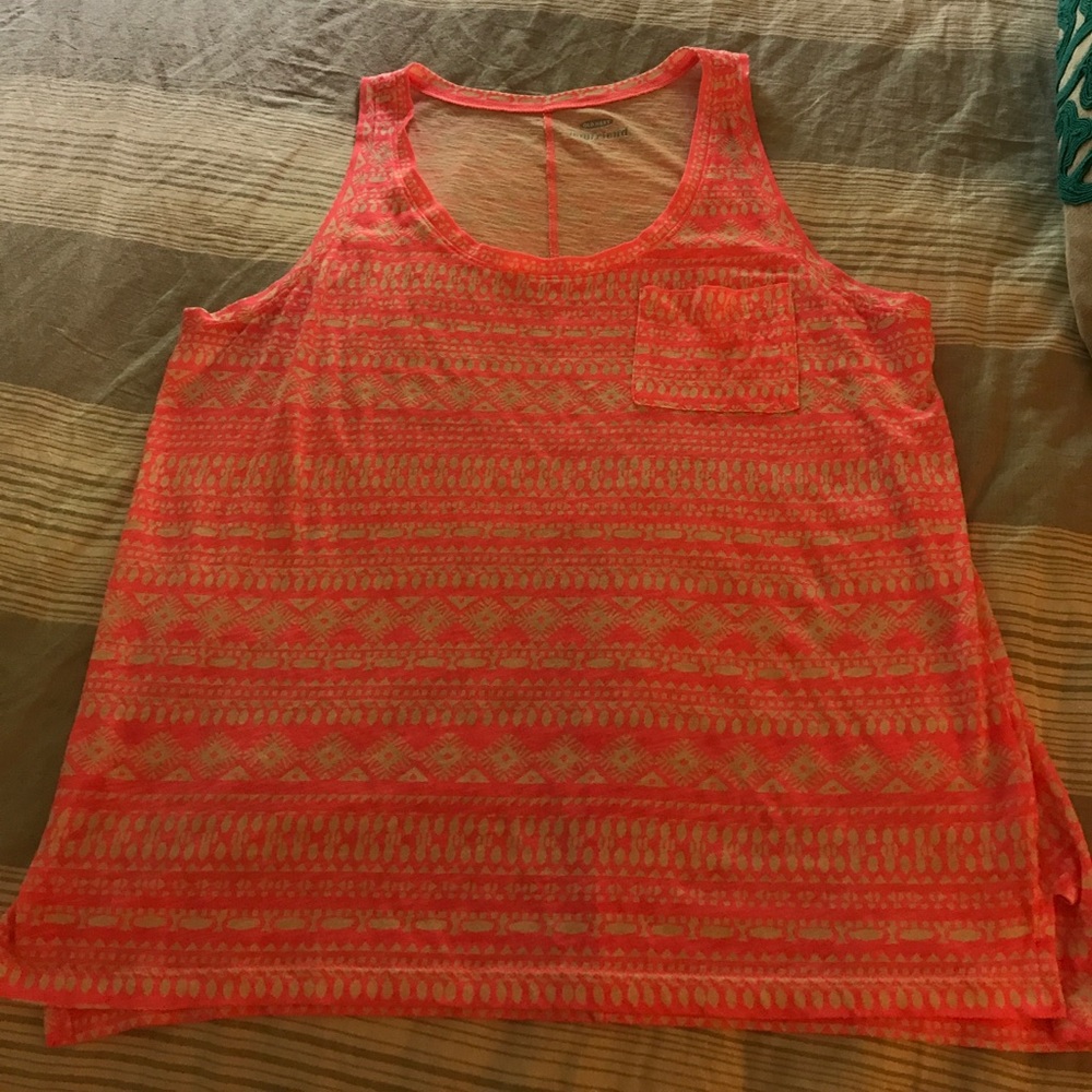 Pink and white Aztec print tank