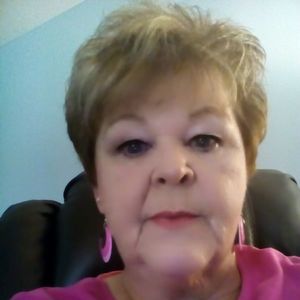 Meet your Posher, Connie