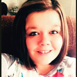 Meet your Posher, Brittney