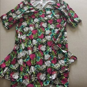 Lularoe perfect t