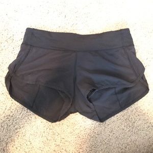 Black LuluLemon speed short