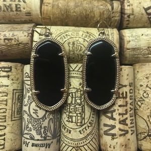 Kendra Scott Elle Earrings