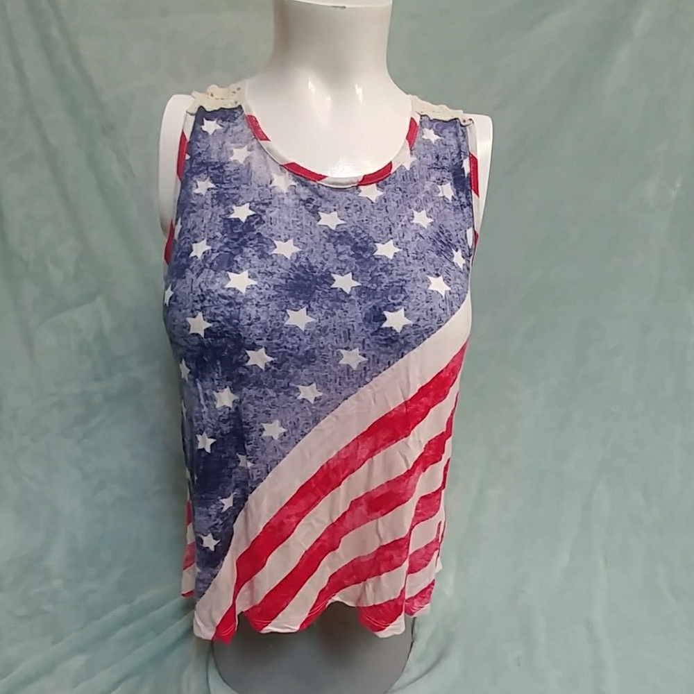 Patriotic tank