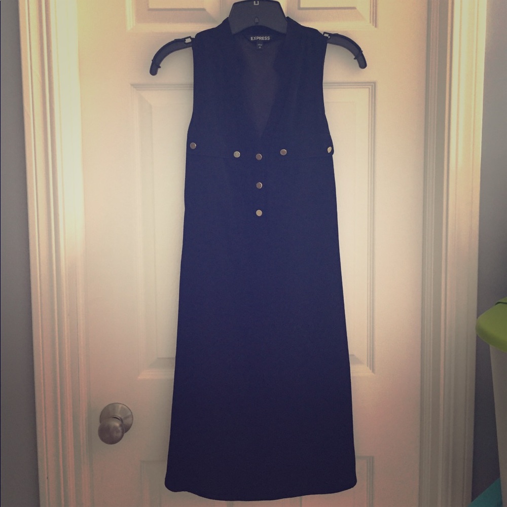 Belted sleeveless dress