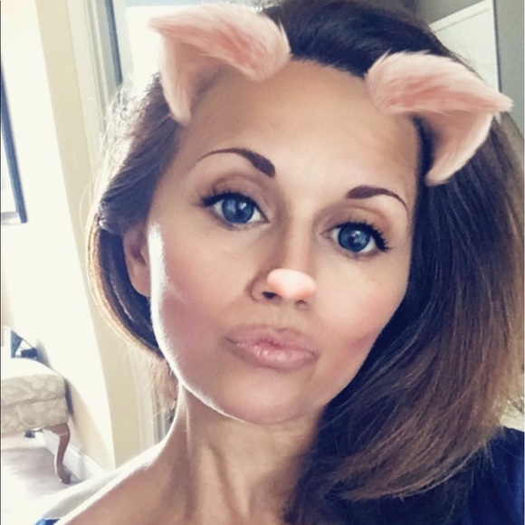 Meet your Posher, Merie - Picture 1 of 1