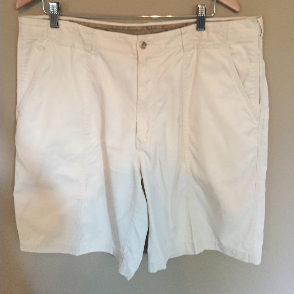 Tommy Bahama Men's shorts size 38! Lightweight