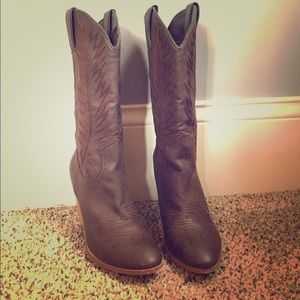 Miranda Lambert Cowboy Boots