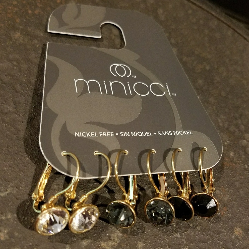Earrings set