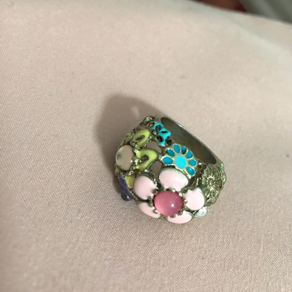Flower power ring!