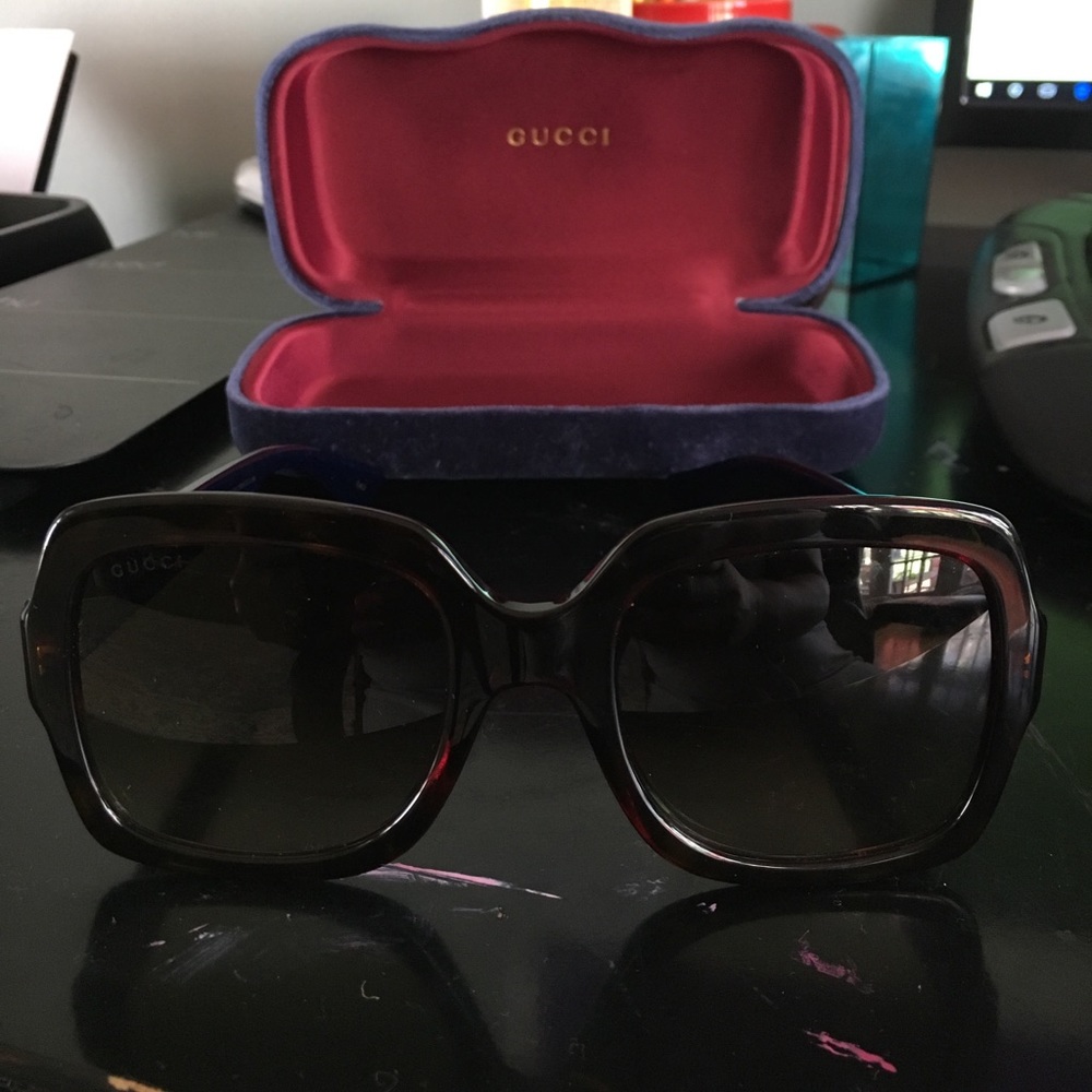 🔅SOLD Gucci sunglasses SOLD