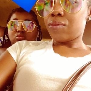 Meet your Posher, Crystal