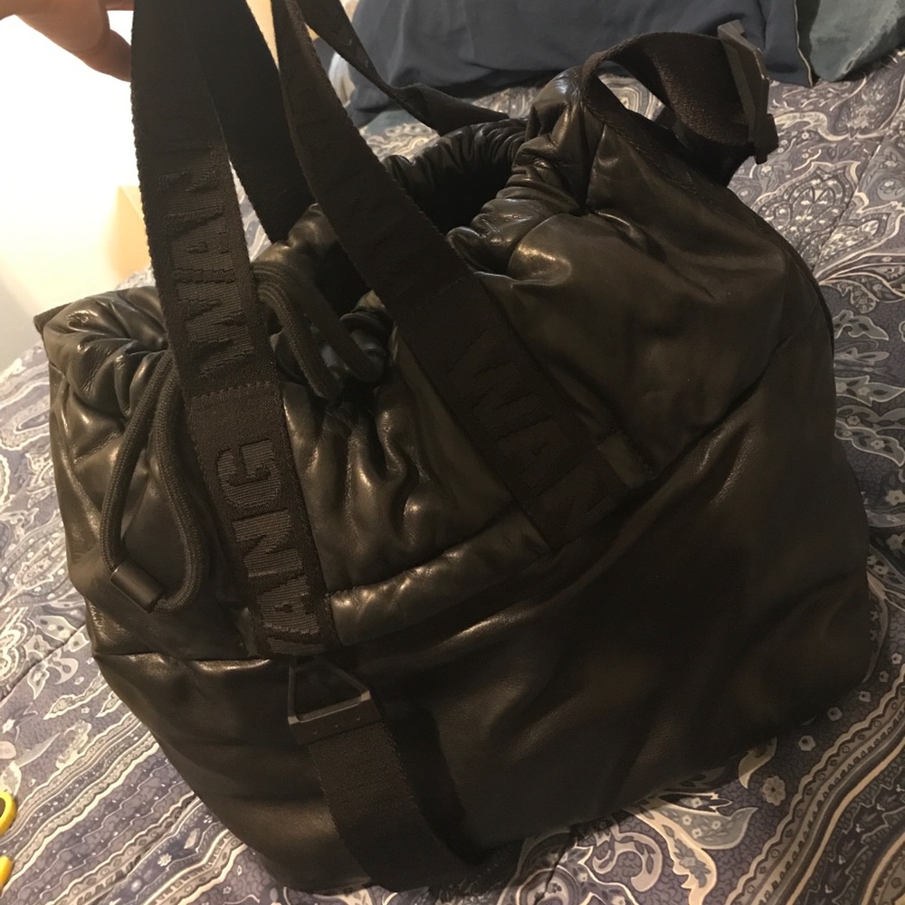 Alexander wang hm bucket bag