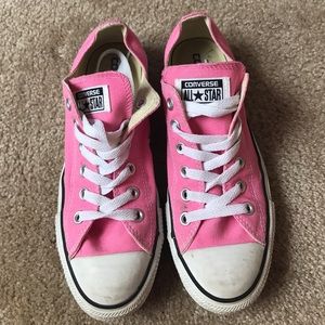 Unisex pink converse