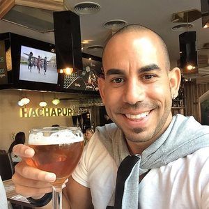 Meet your Posher, Nadav