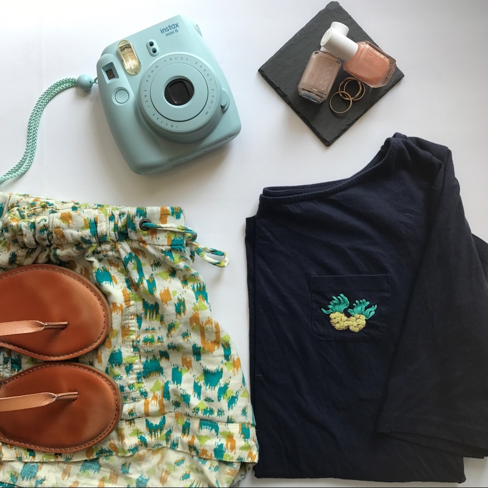 ▪️SALE▪️Loft • pineapple pocket tee