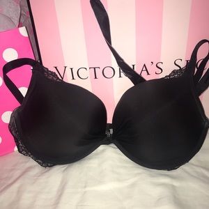 Black Push up bra Victoria's Secret