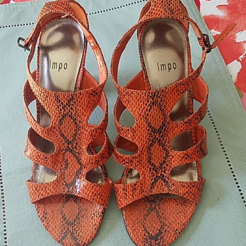 SALE $ 13 Great orange "snakeskin" sandals by Impo