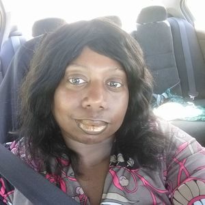 Meet your Posher, Lynette
