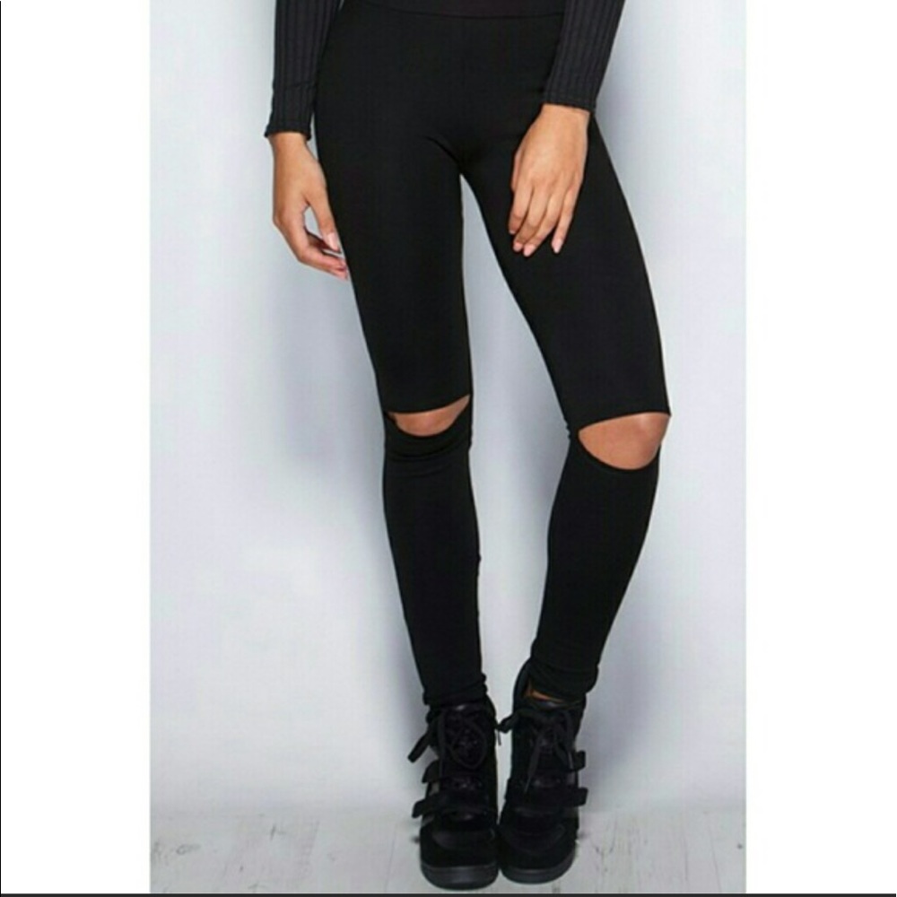 🔥HUGE SALE!!!🔥Cutout knee high waisted leggings