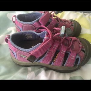 Girls KEEN sandals Size 12