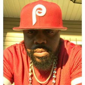 Meet your Posher, Larry