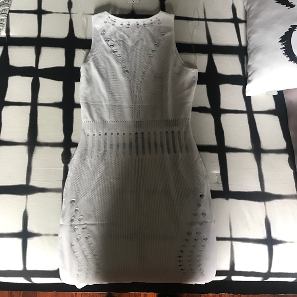 White lace dress - Picture 2 of 2