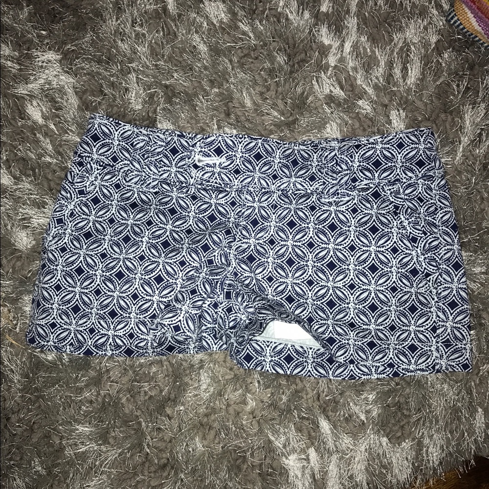 Patterned shorts - Picture 2 of 2