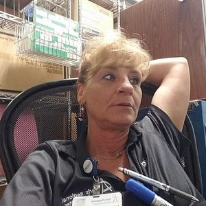 Meet your Posher, Lucy