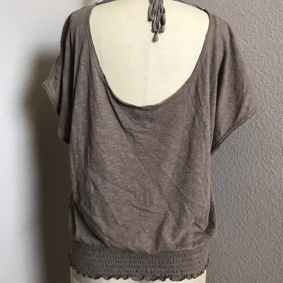 Tops - Picture 2 of 4