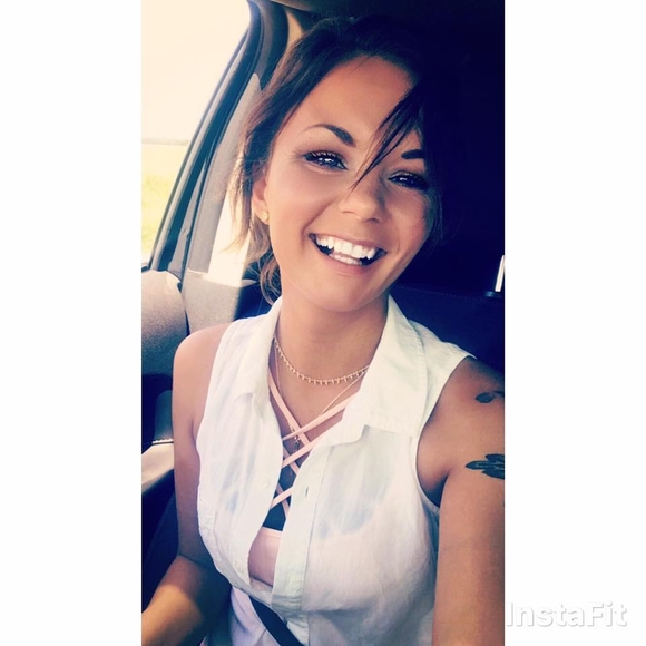 Meet your Posher, Kimberly - Picture 1 of 1