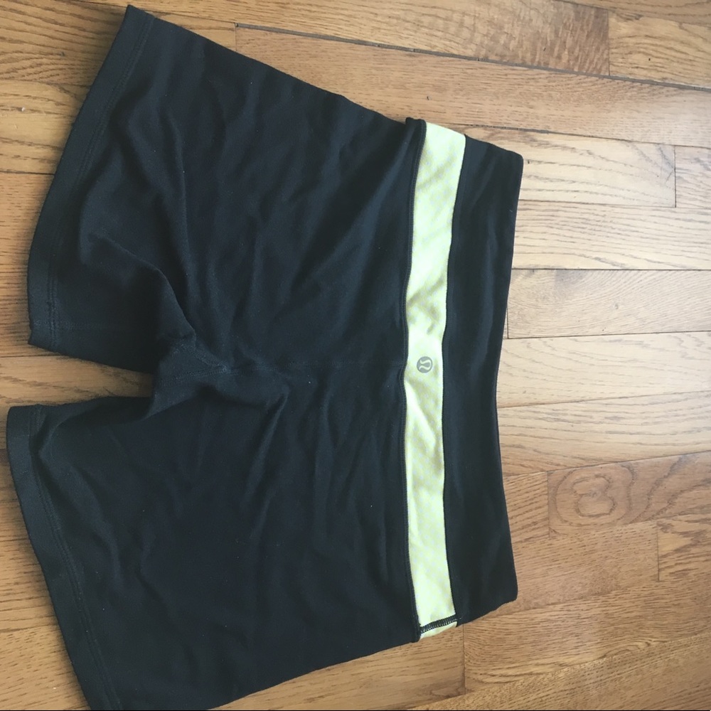 Reversible Lululemon shorts!