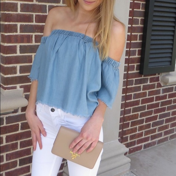 Do + Be Chambray off the shoulder top - Picture 2 of 6